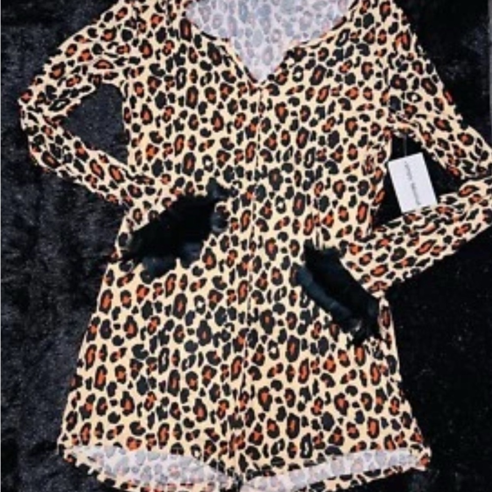 Young broke and fabulous leopard print with feather Romper M NWT